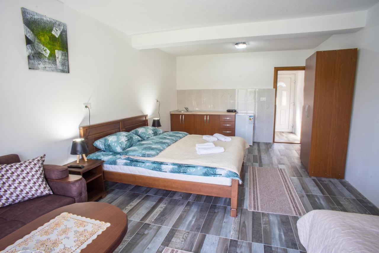 Apartmani Jezero Žabljak Kültér fotó