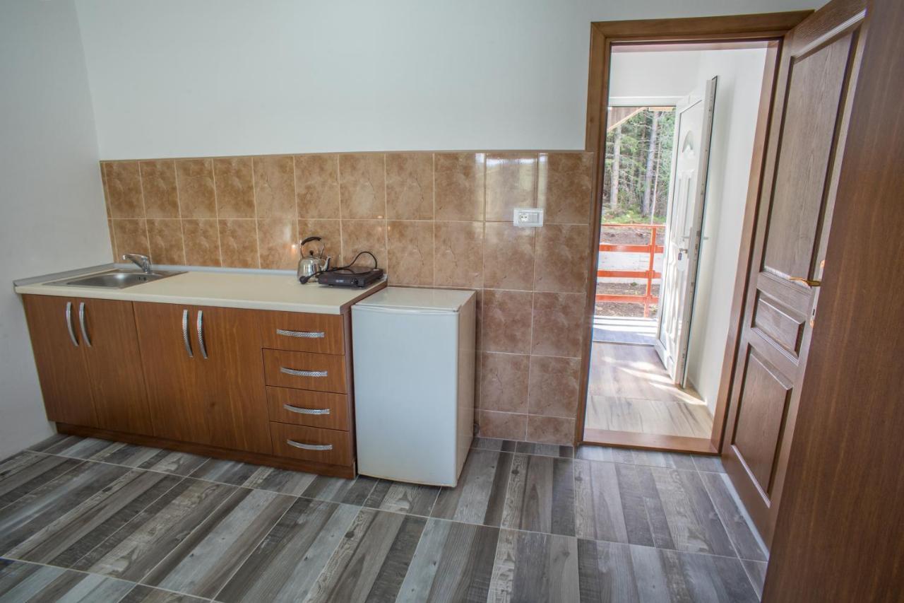 Apartmani Jezero Žabljak Kültér fotó