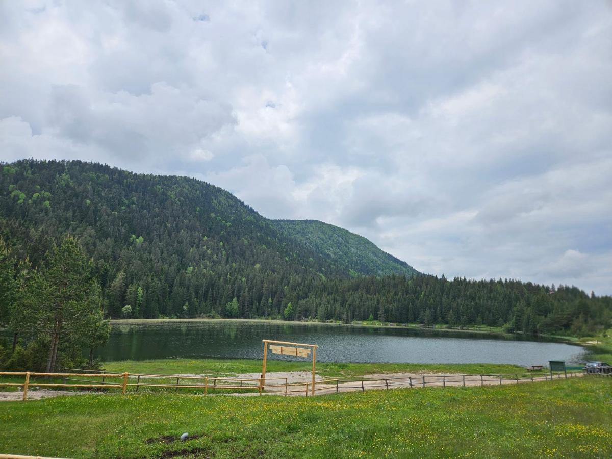 Apartmani Jezero Žabljak Kültér fotó